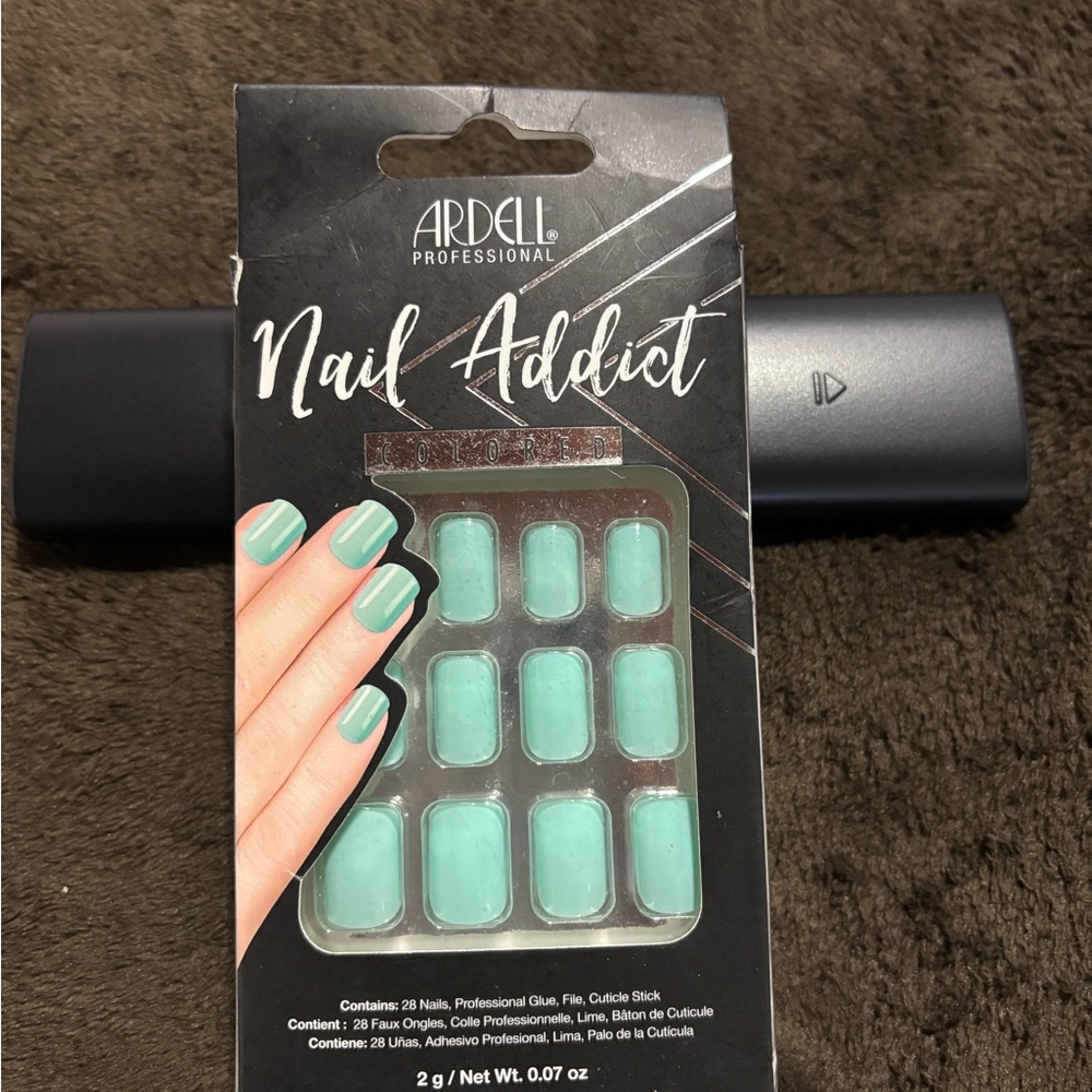 Ardell Nail Addict Mint False Nails